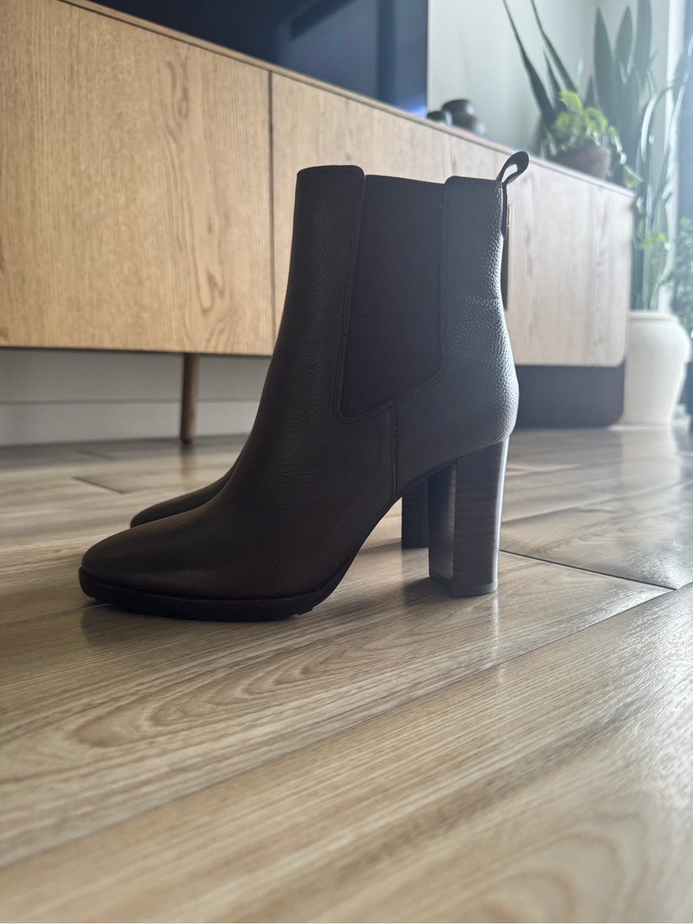 Ralph Lauren Women’s Boots 7.5